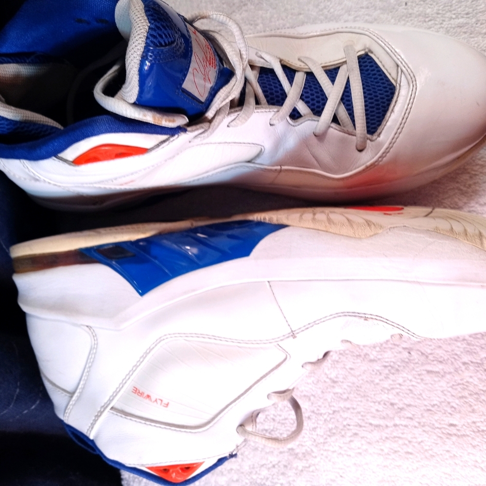 Mens mid Jordan flights